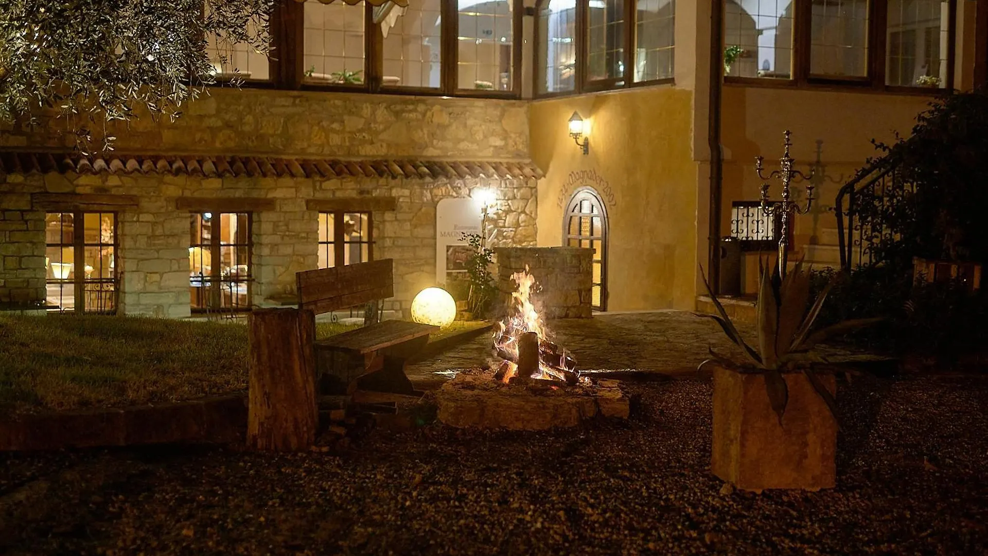 Ai Cadelach Hotel Giulia Revine Lago
