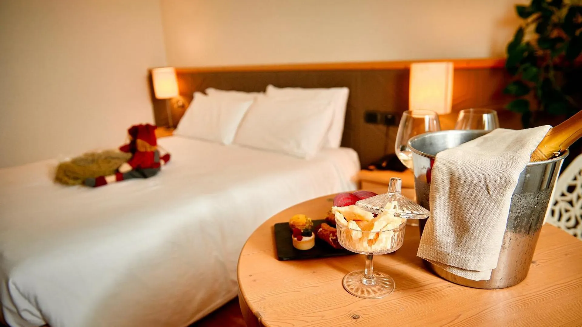 Ai Cadelach Hotel Giulia Revine Lago